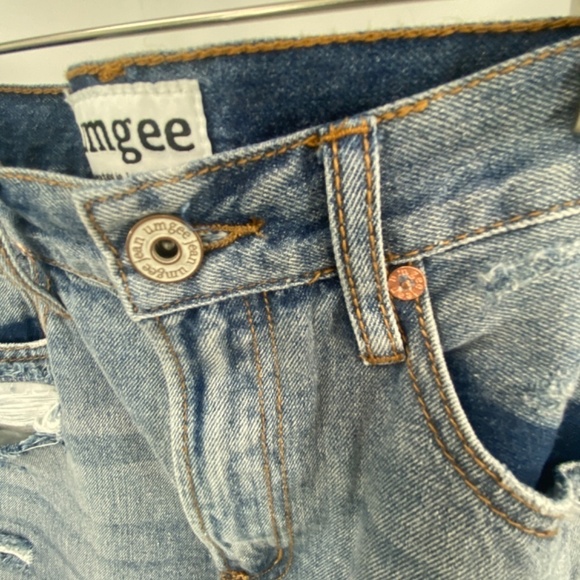 Umgee Distressed jean skirt Size Medium - Picture 5 of 8